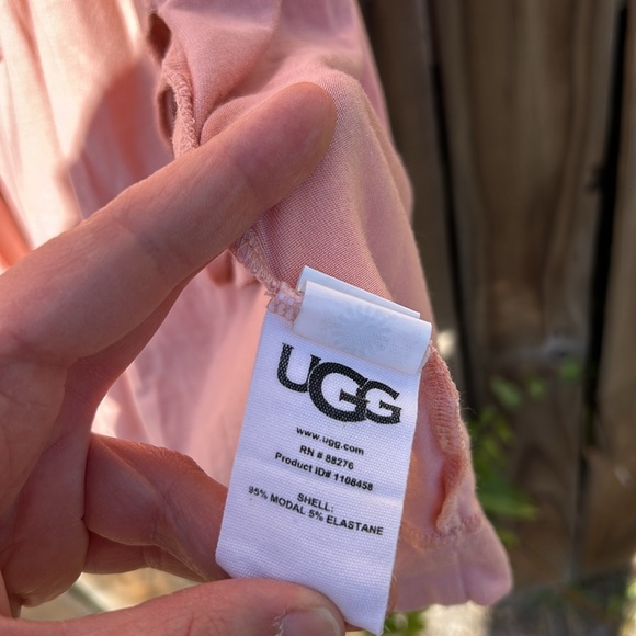 Ugg Robe - Picture 7 of 11